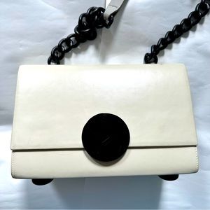 Fun triangular shape leather shoulder bag